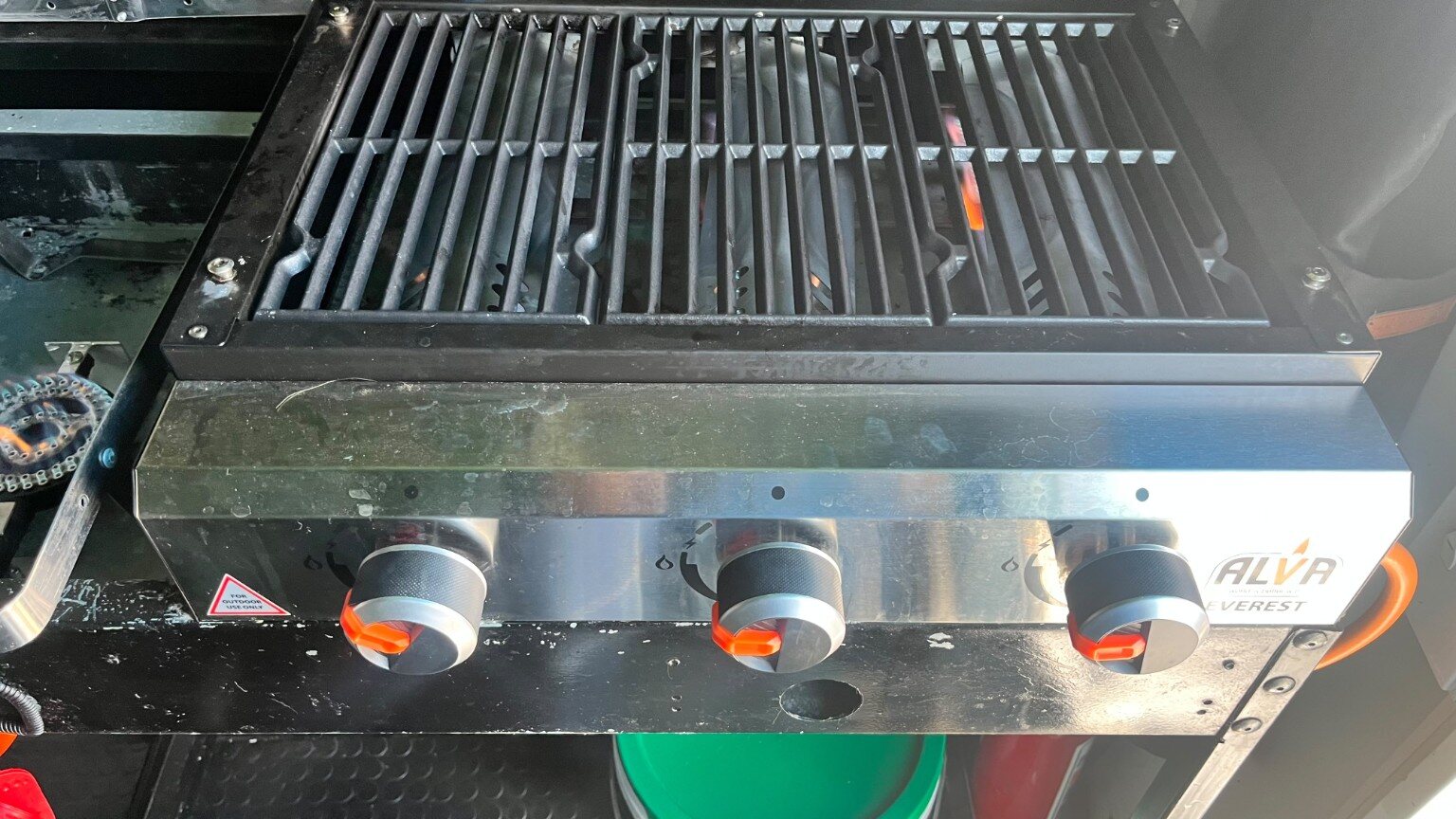 Commercial gas grill by Smart 1 Gas Connect
